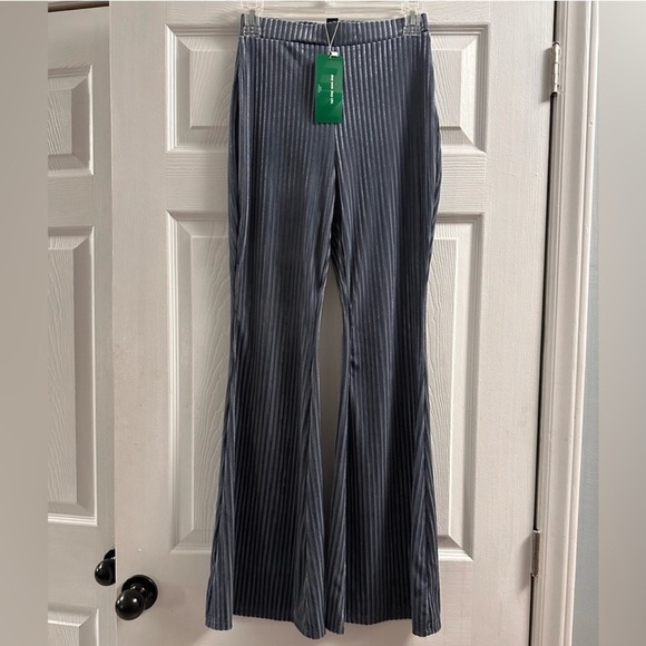 🆕 High Waist Flare Leg Pants Size XS - Picture 2 of 8